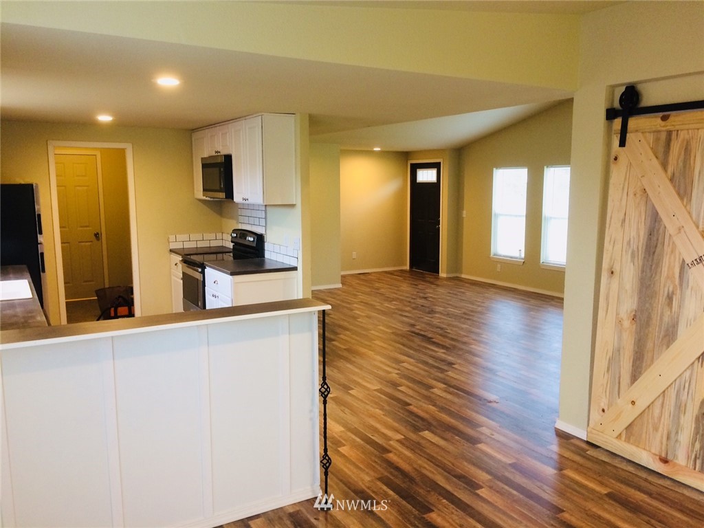 11537 School Land Road Southwest Rochester, WA 98579 - Photo 6 of 17