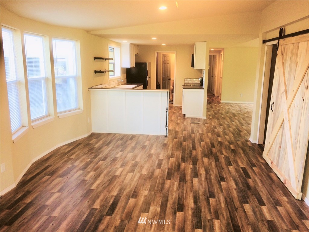 11537 School Land Road Southwest Rochester, WA 98579 - Photo 7 of 17