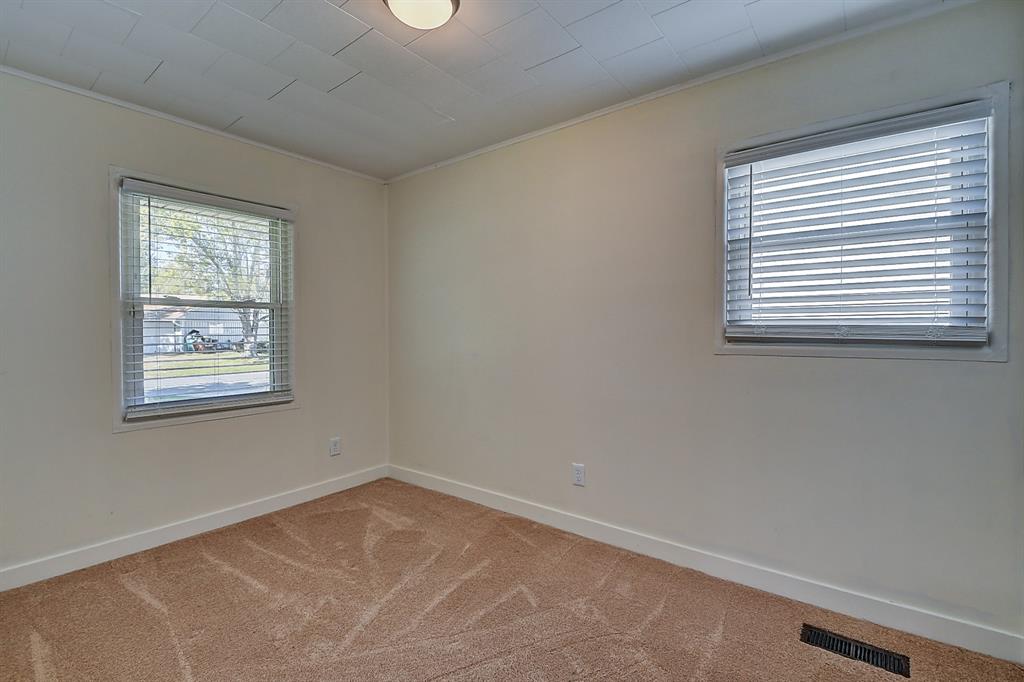 1601 Roberts Road Franklin, IN 46131 - Photo 8 of 28 Gallery Image 8