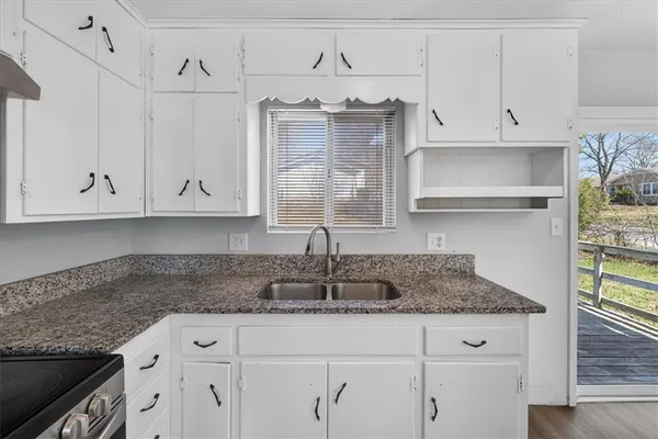 $355,000 | 4302-4 Northwest 56th Street, Kansas City, MO 64151