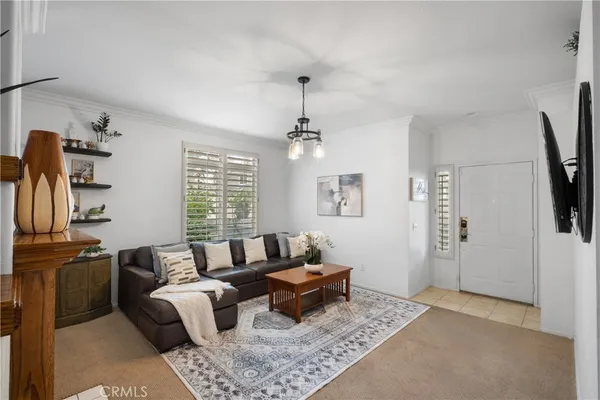 $579,900 | 686 Azure Lane, Unit 2, Corona, CA 92879