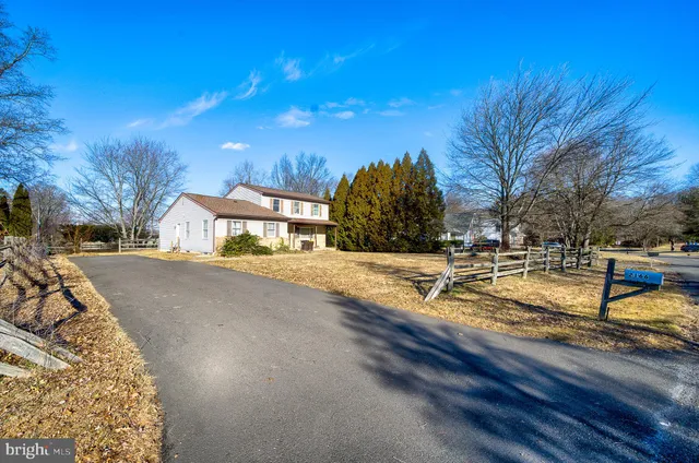 $637,000 | 2166 Wayne Drive, Jamison, PA 18929