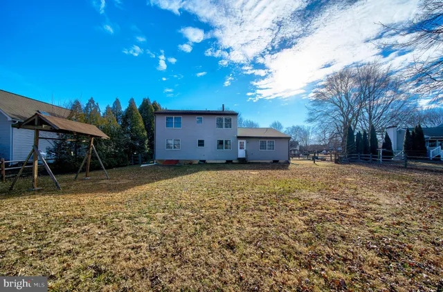 $637,000 | 2166 Wayne Drive, Jamison, PA 18929