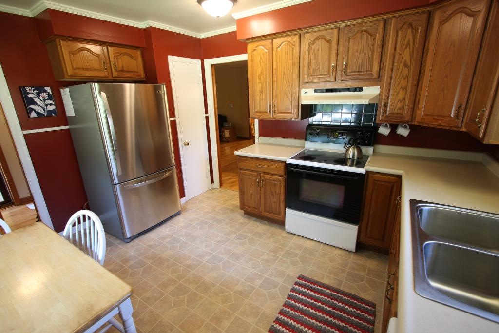 1010 South Oneida Avenue Rhinelander, WI 54501 - Photo 3 of 30 Gallery Image 3