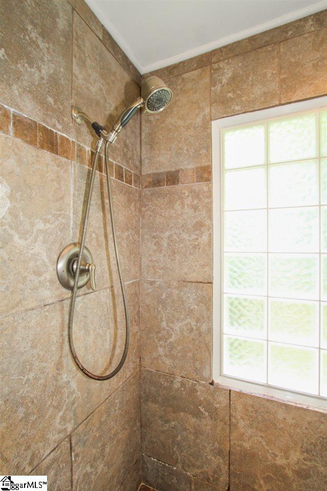 205 Carson Road Easley, SC 29642 - Photo 19 of 36 Gallery Image 19