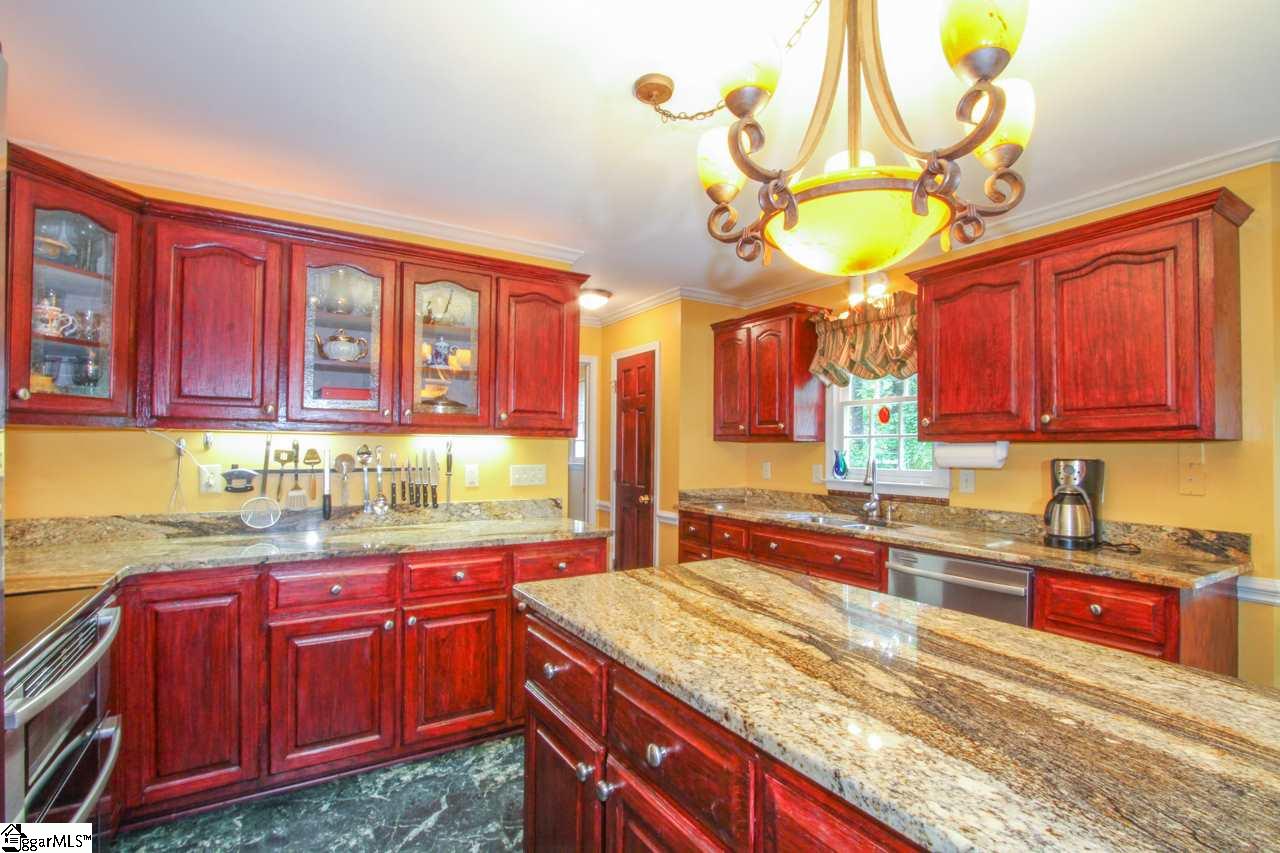 205 Carson Road Easley, SC 29642 - Photo 8 of 36 Gallery Image 8