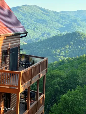 $599,000 | 4014 Callalantee Drive, Mountain City, TN 37683