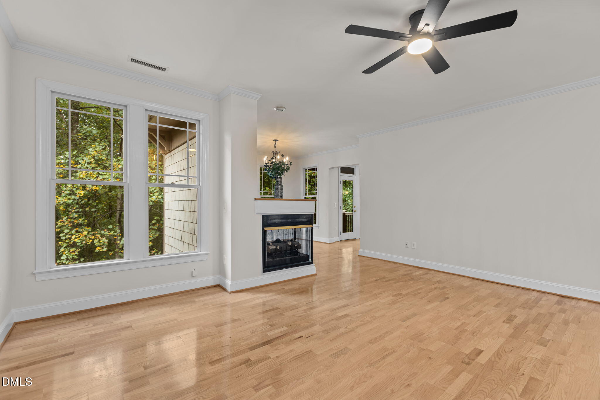 4831 Crestmore Road, Unit 202 Raleigh, NC 27612 - Photo 8 of 45 8-web-or-mls-2N6A8690