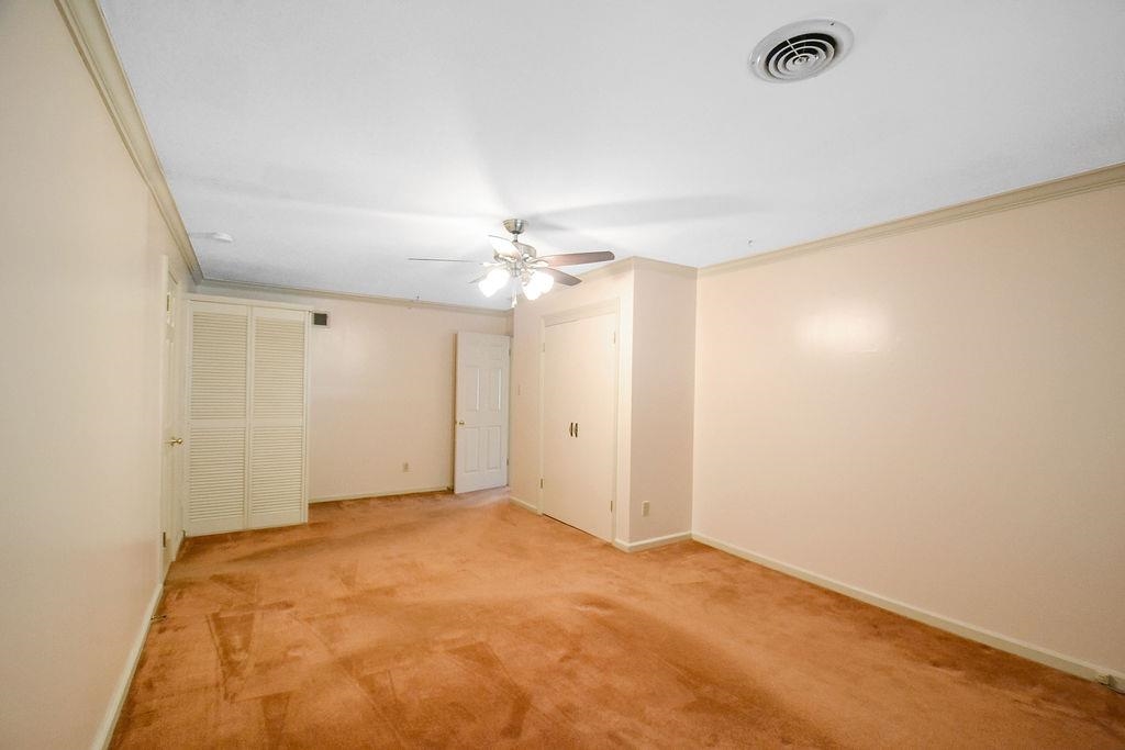 1514 Ivy Road Memphis, TN 38117 - Photo 27 of 30 a view of an empty room