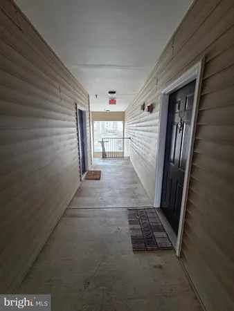 $299,000 | 13506 Derry Glen Court, Unit 401, Germantown, MD 20874