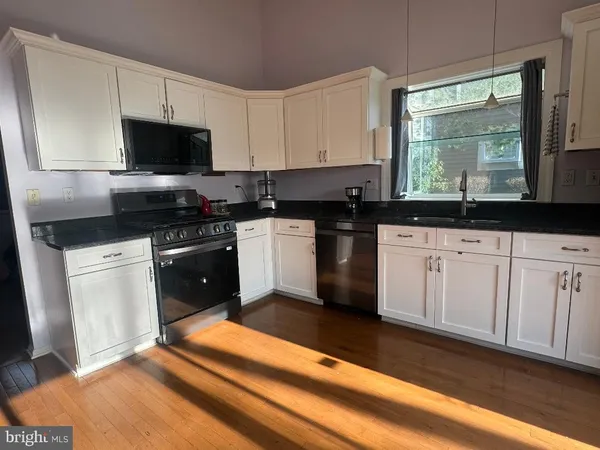 $4,400 | 18 East Countryside Drive, Princeton, NJ 08540