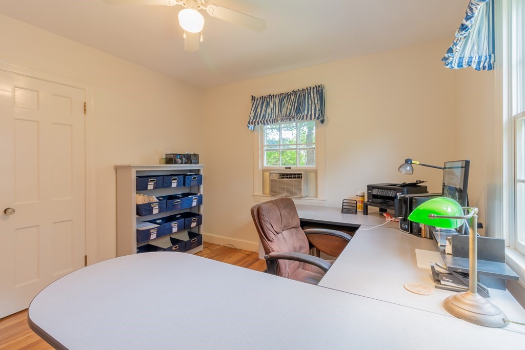 21 Dartmouth Road Marblehead, MA 01945 - Photo 19 of 36 Gallery Image 19