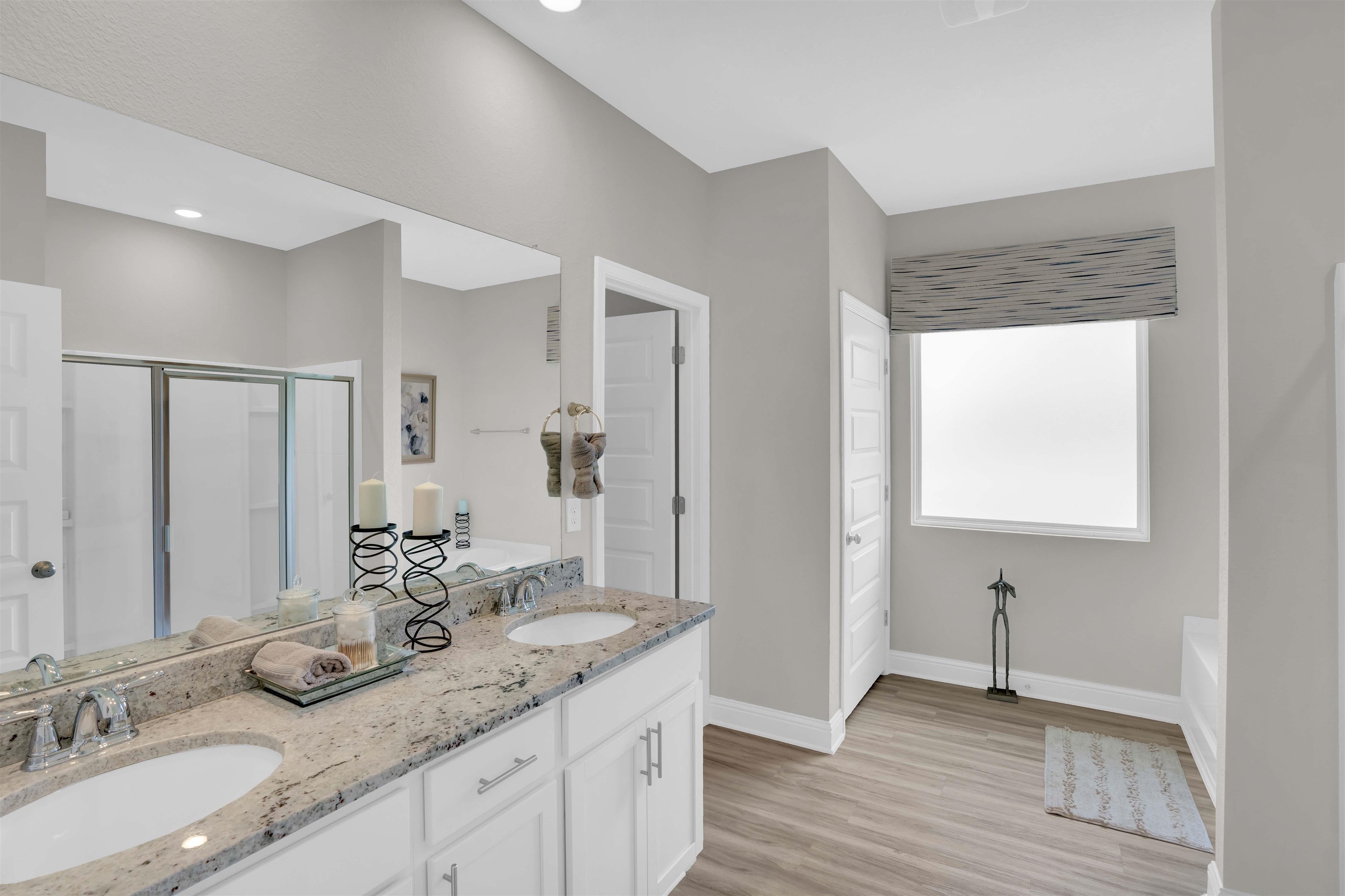 173 Preston Way Gulf Shores, AL 36542 - Photo 18 of 36 Bathroom