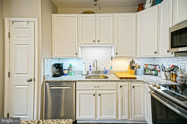 $419,900 | 4 John Hall Drive, Ocean View, DE 19970