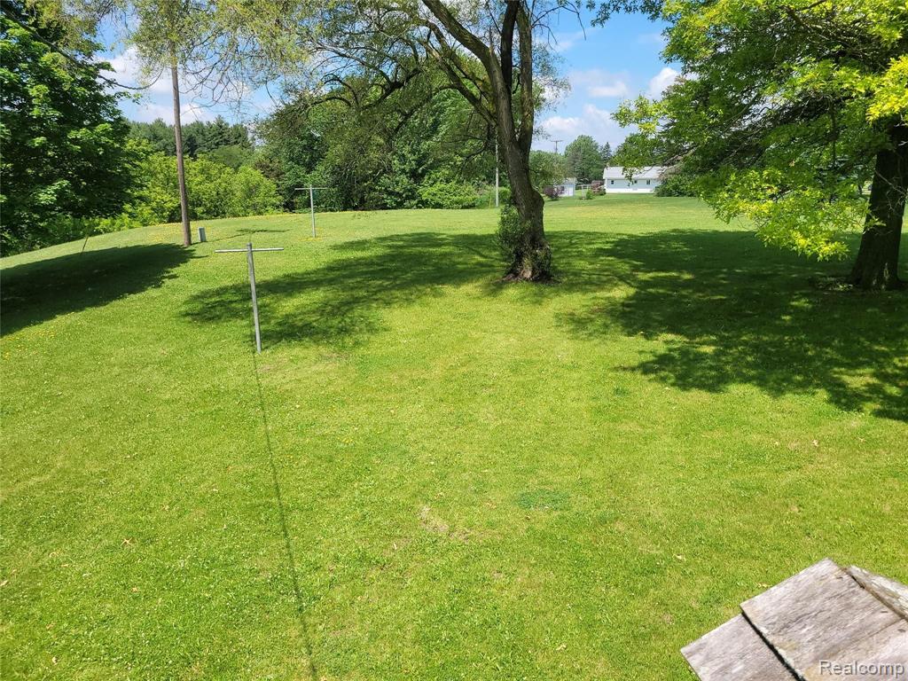 3131 Byron Road Howell, MI 48855 - Photo 5 of 22