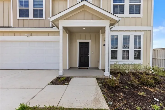 $2,100 | 1296 Teychas Drive, Kyle, TX 78640