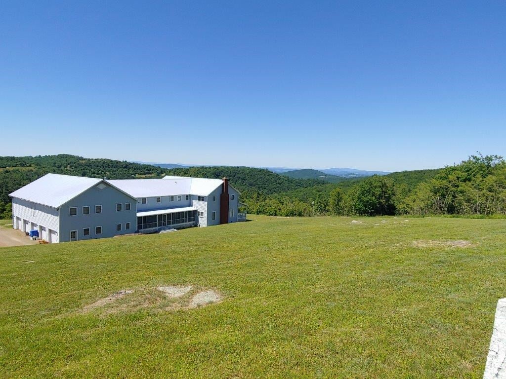 136 Old Flds Road Floyd, VA 24091 - Photo 5 of 50 Gallery Image 5