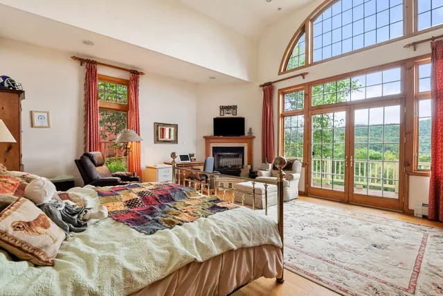 $1,695,000 | 251 Pratt Bridge Road, Jamaica, VT 05343