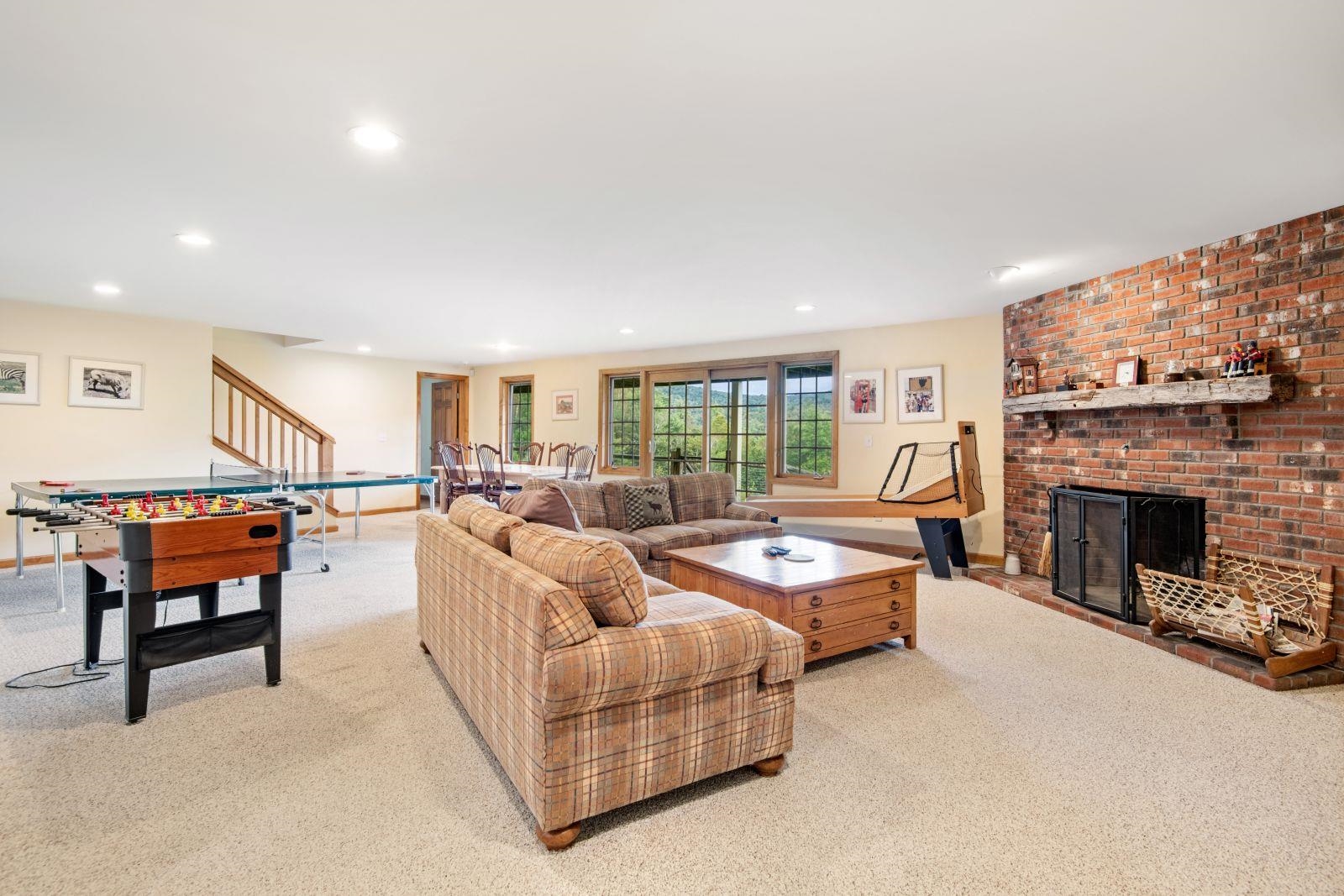 251 Pratt Bridge Road Jamaica, VT 05343 - Photo 20 of 40