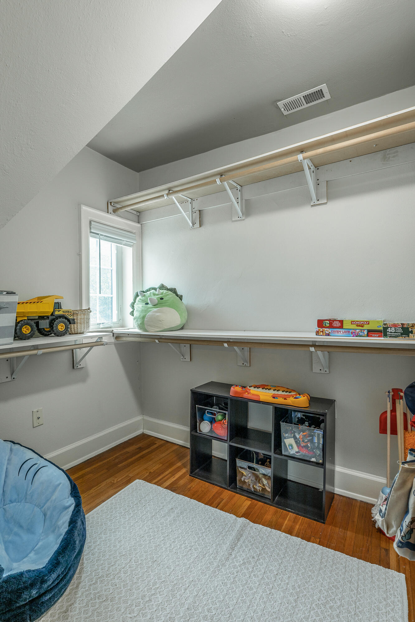1206 East Dallas Road Chattanooga, TN 37405 - Photo 33 of 44 Bedroom 4 Walk-in Closet
