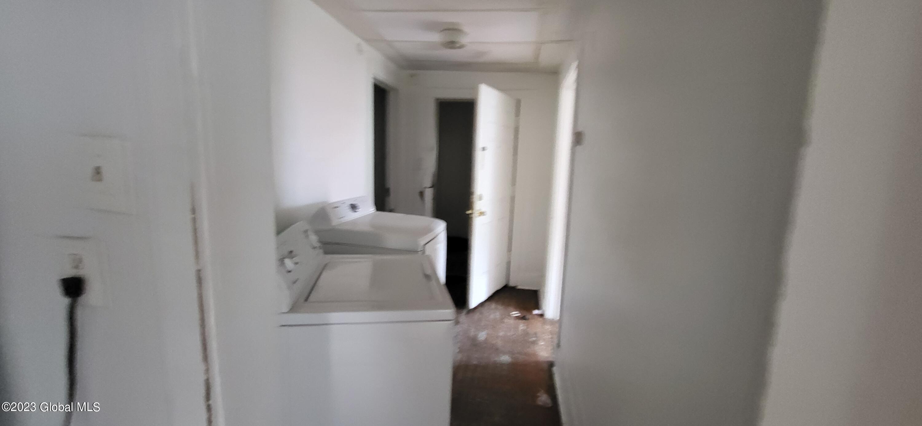 32 2nd Avenue Albany, NY 12202 - Photo 8 of 19 20230727_102422