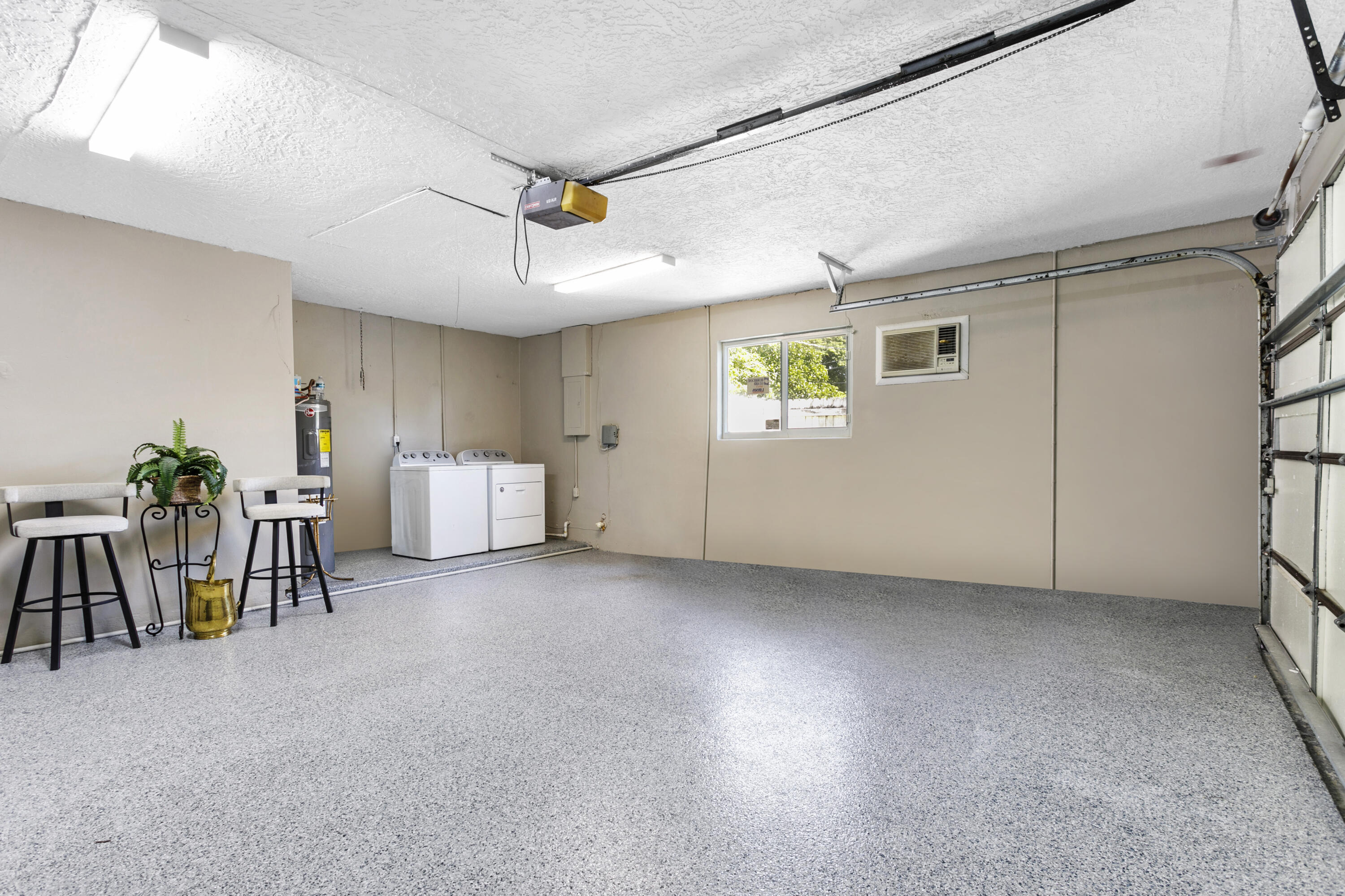 5200 Club Road Haverhill, FL 33415 - Photo 29 of 33 30-2Car Garage Storage