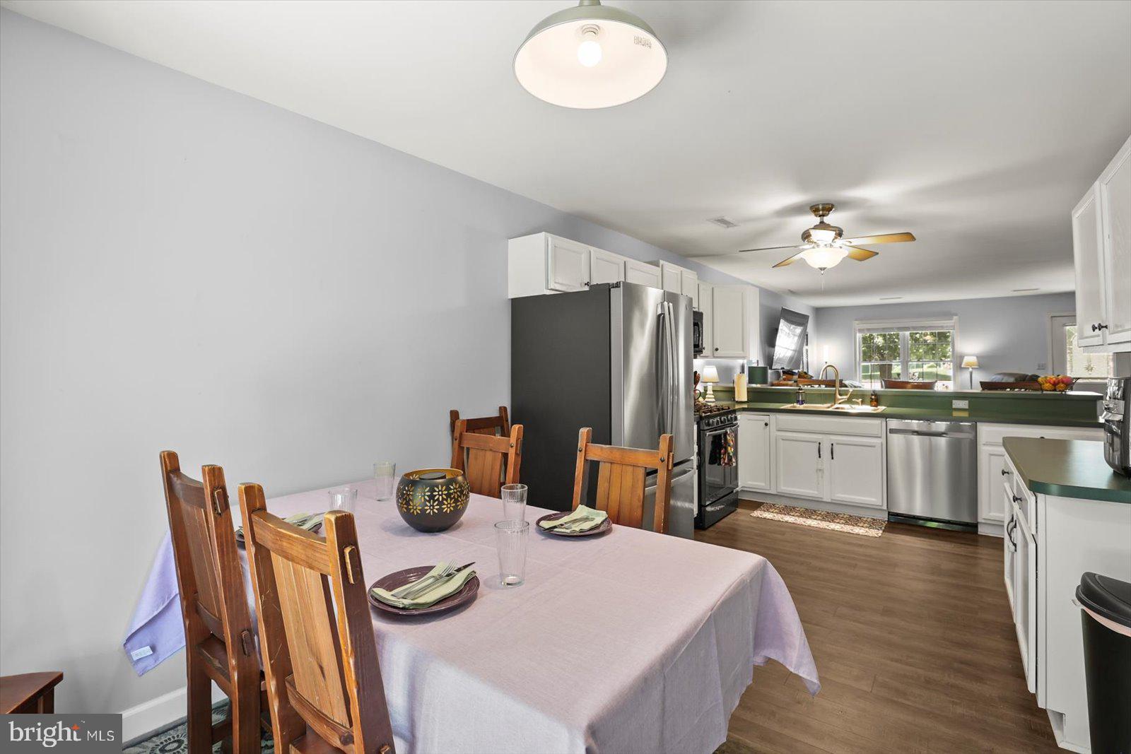 2310 Daisy Road York, PA 17402 - Photo 14 of 36