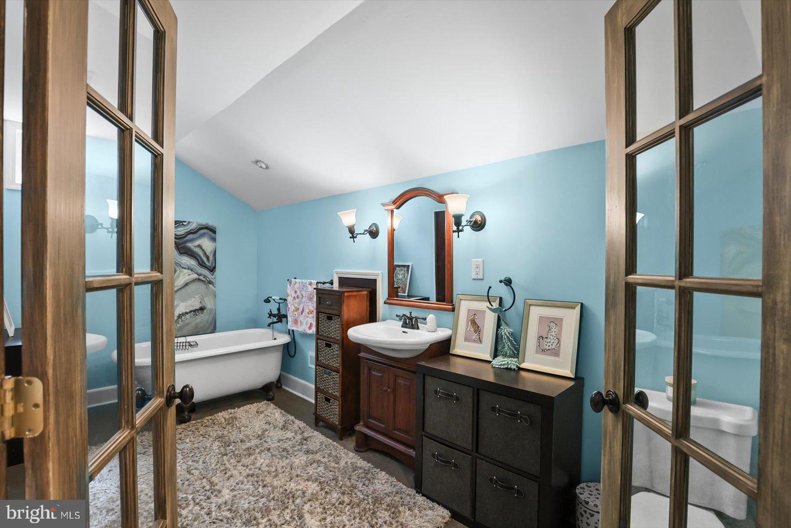 2310 Daisy Road York, PA 17402 - Photo 26 of 36