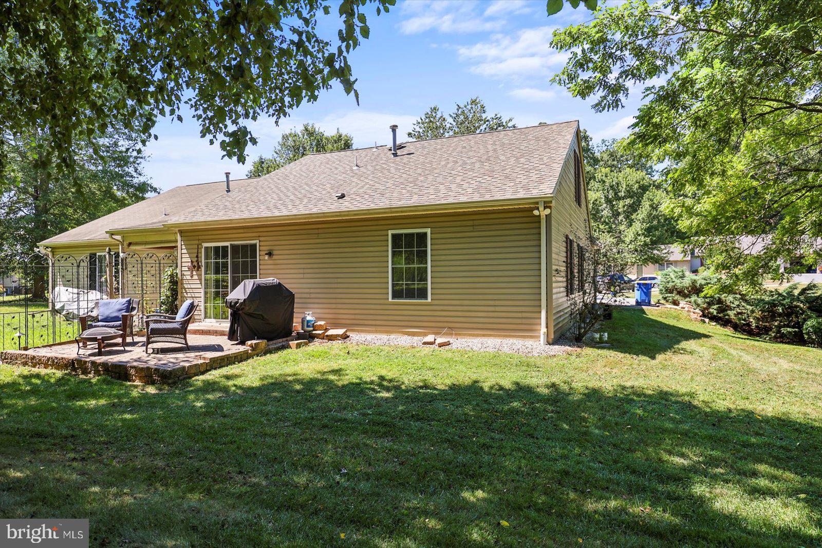 2310 Daisy Road York, PA 17402 - Photo 29 of 36