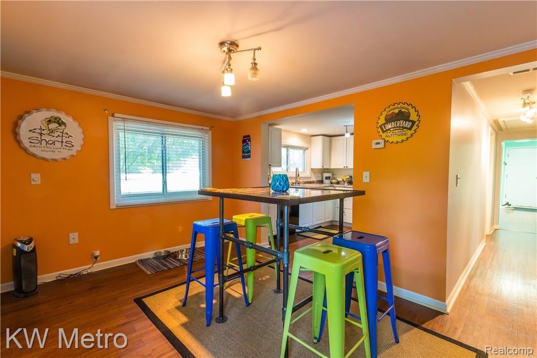 8020 Foster Road Clarkston, MI 48346 - Photo 5 of 26 8020 Foster Rd-8.jpg