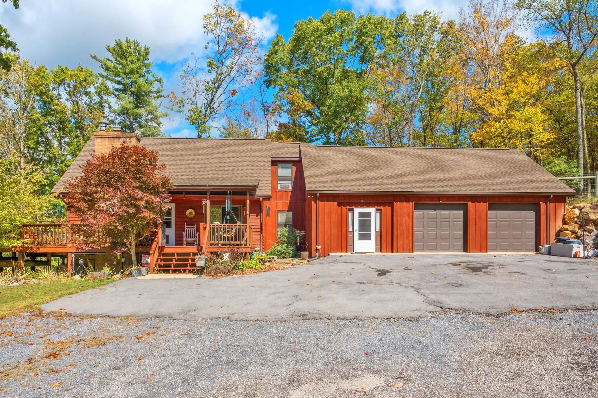 65 Cubbley Road Hot Springs, VA 24445 - Photo 42 of 56 front view of a house with a street