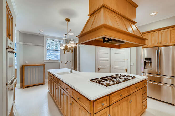 321 North Delaplaine Road Riverside, IL 60546 - Photo 21 of 52 a kitchen that has a stove a refrigerator and a sink