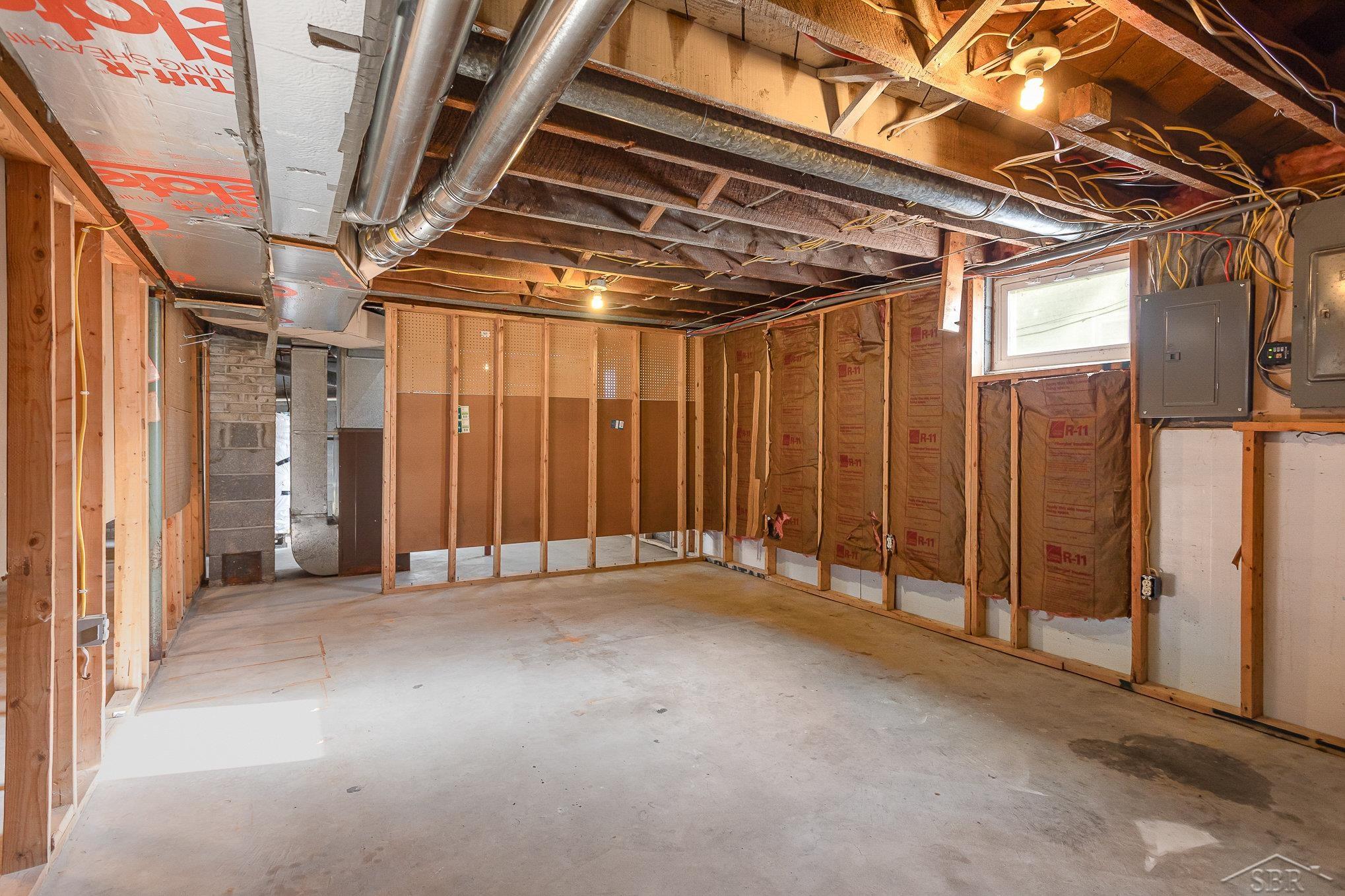 3831 South Gleaner Road Saginaw, MI 48609 - Photo 26 of 34 50128298-25.JPG