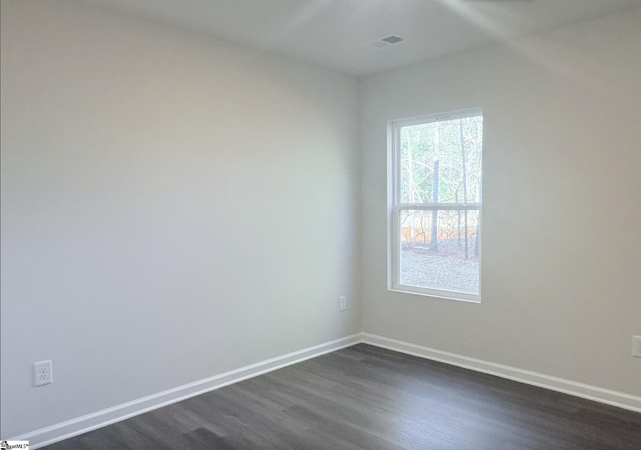 121 Perry Dean Road Laurens, SC 29360 - Photo 11 of 18