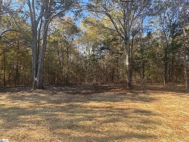 $265,000 | 121 Perry Dean Road, Laurens, SC 29360