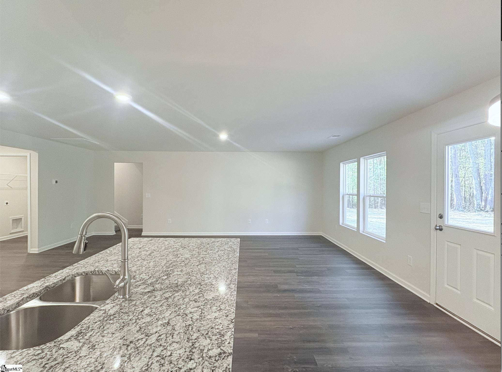 121 Perry Dean Road Laurens, SC 29360 - Photo 7 of 18