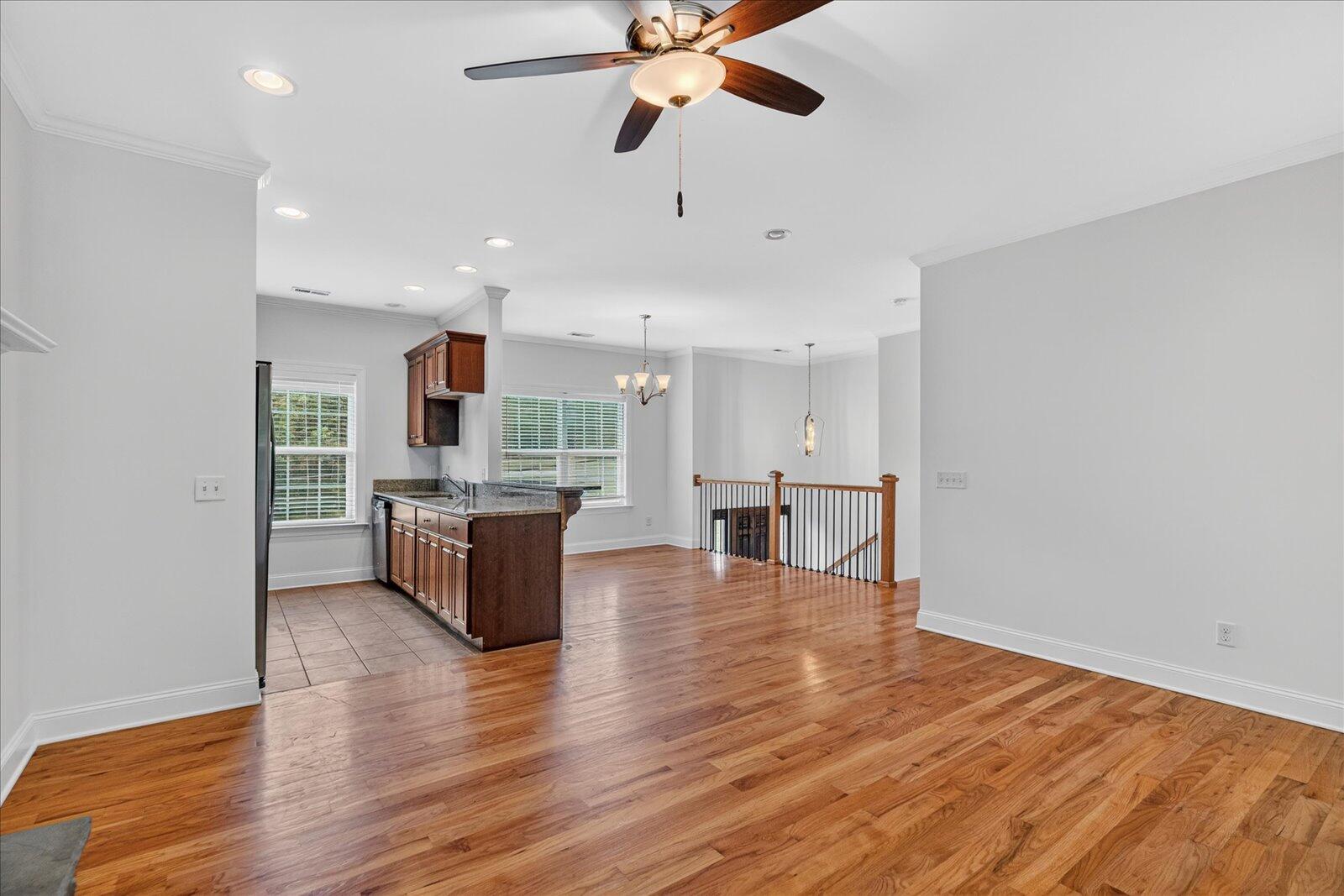 816 Altamont Road Chattanooga, TN 37415 - Photo 12 of 37 10-816 Altamont-10