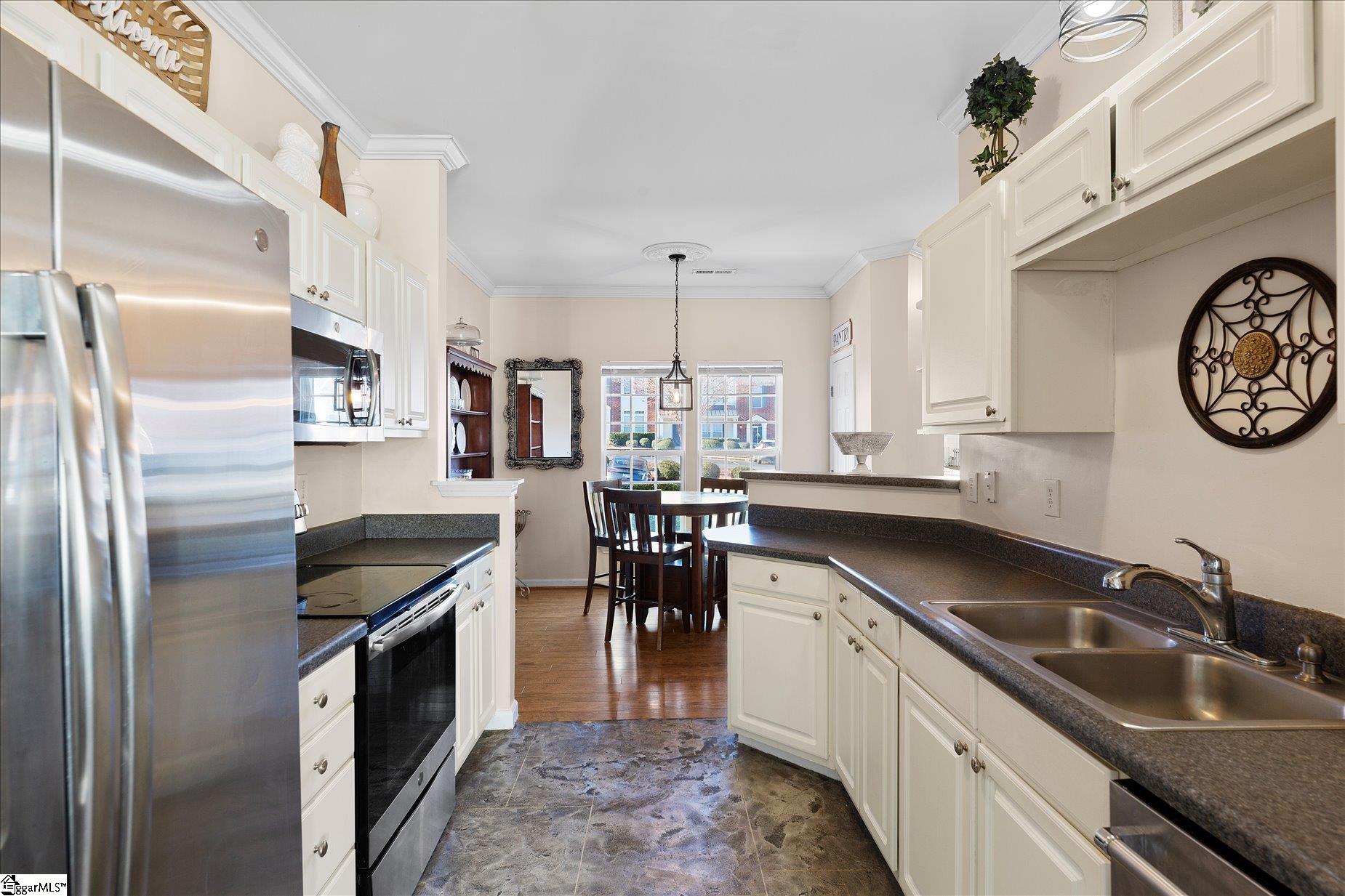 78 Spring Crossing Circle Greer, SC 29650 - Photo 5 of 27