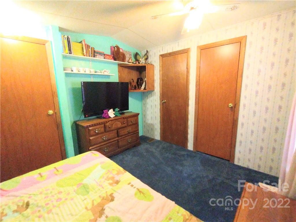 89 Conner Road Candler, NC 28715 - Photo 19 of 31 Gallery Image 19