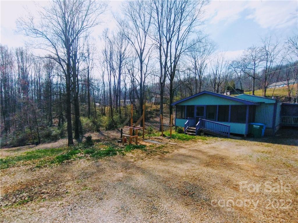 89 Conner Road Candler, NC 28715 - Photo 30 of 31 Gallery Image 30