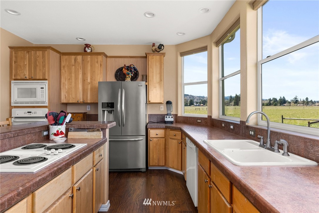 266 Doty-Dryad Road Doty, WA 98539 - Photo 14 of 37