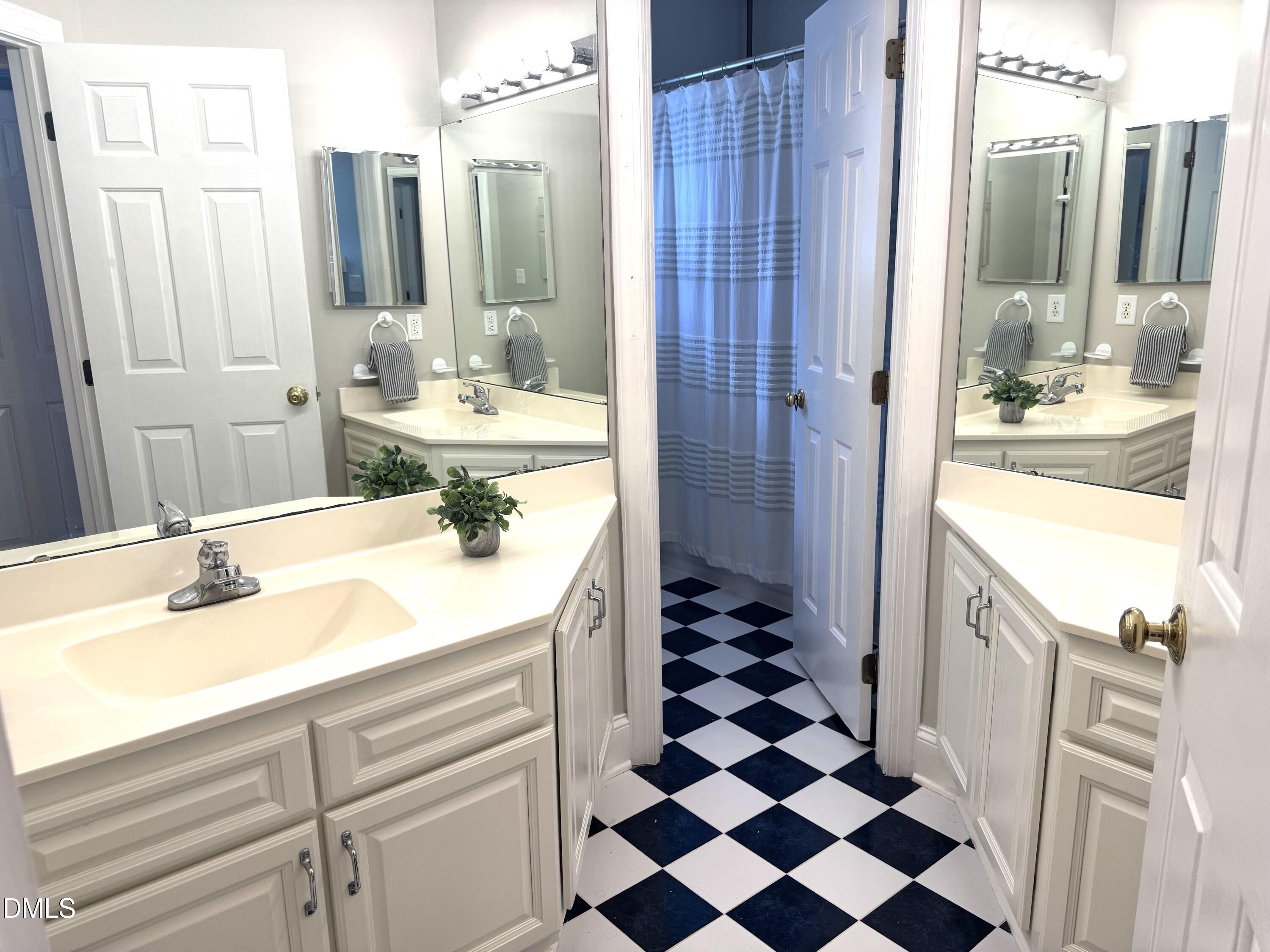 10108 Clairbourne Place Raleigh, NC 27615 - Photo 17 of 25 IMG_1504