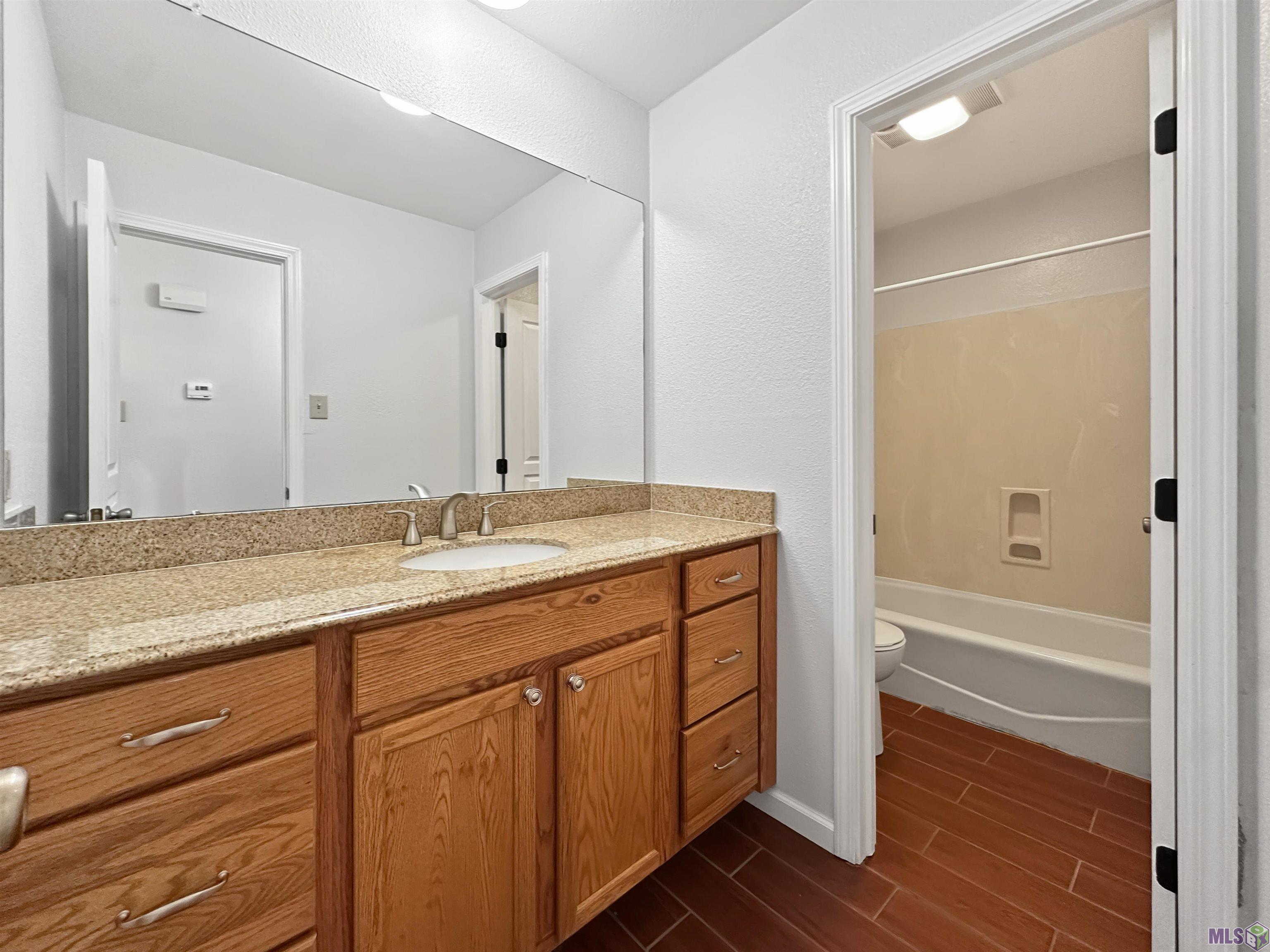 586 South Flannery Road Baton Rouge, LA 70815 - Photo 12 of 16 Gallery Image 12