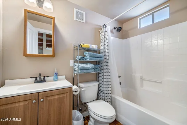 $619,000 | 80 Clubhouse Lane, Concho, AZ 85924