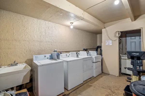 $619,000 | 80 Clubhouse Lane, Concho, AZ 85924