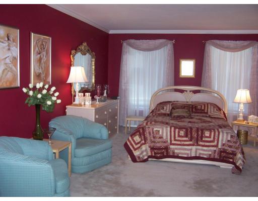 43 Foundry Road Sharon, MA 02067 - Photo 4 of 14 Gallery Image 4