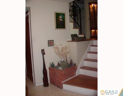 4 Newkirk Road Somerset, NJ 08873 - Photo 4 of 10