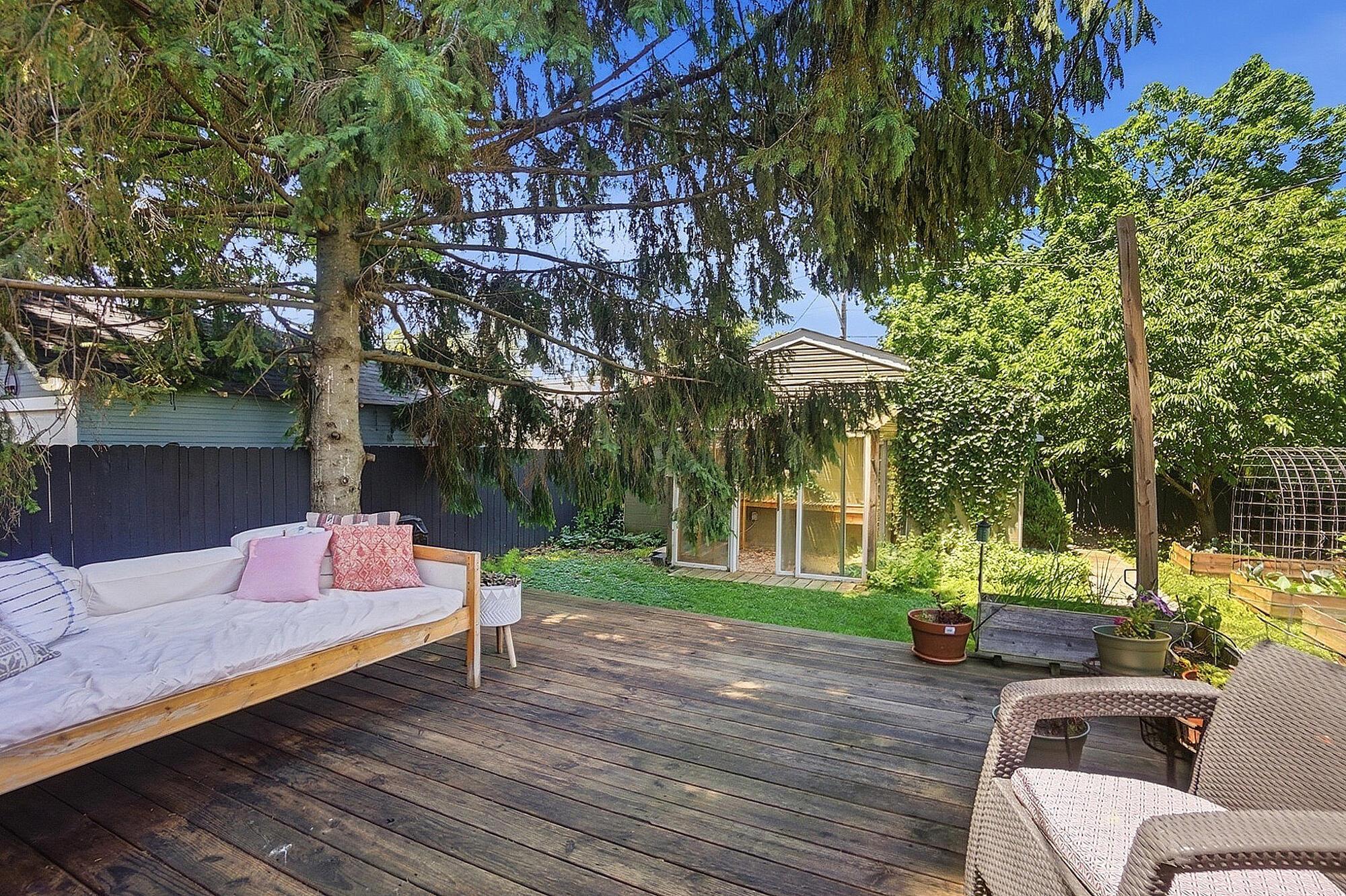 587 Wiltshire Road Columbus, OH 43204 - Photo 25 of 73