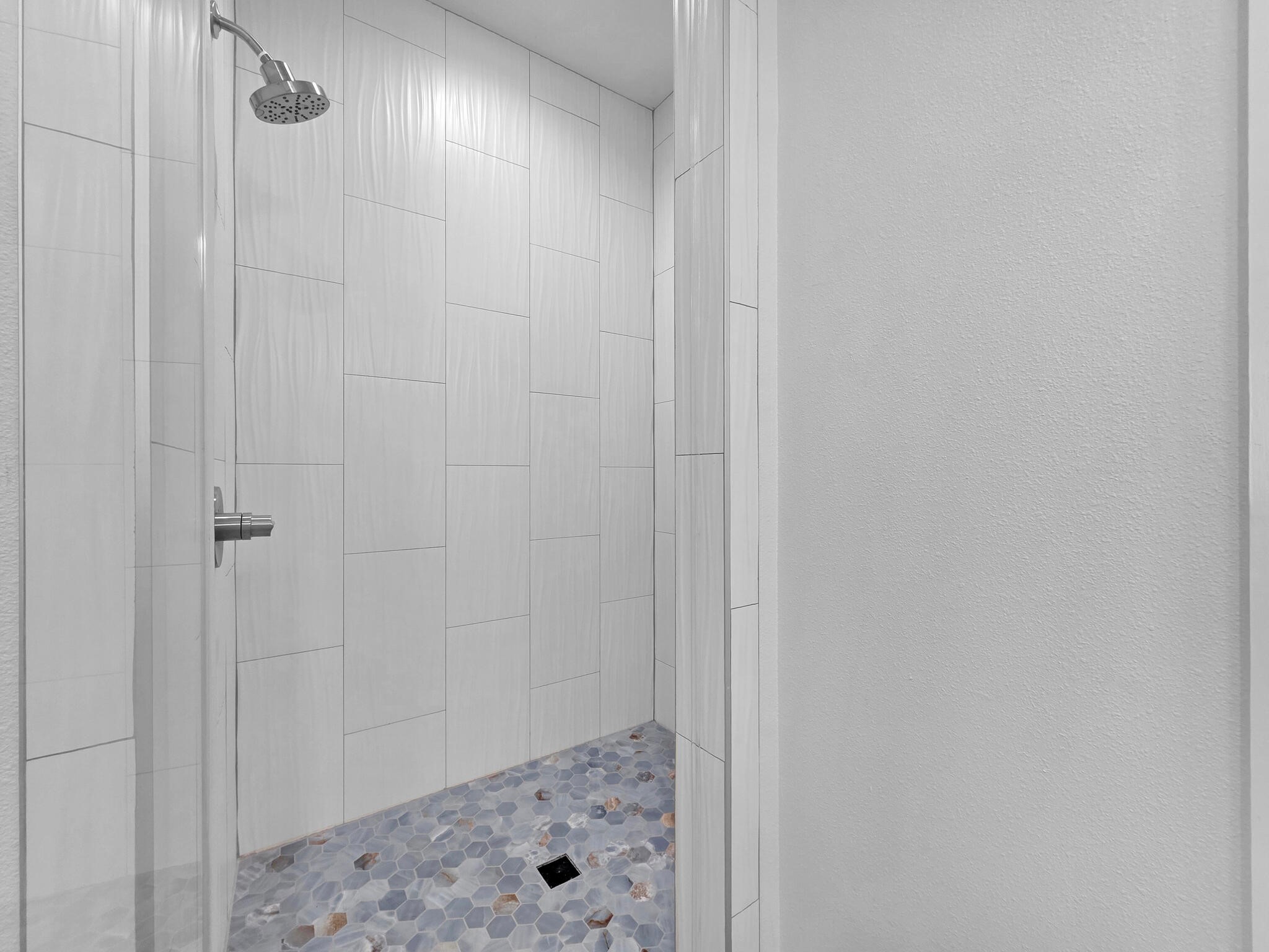 1221 Gulf Road Crystal Beach, TX 77650 - Photo 27 of 48 a bathroom with a shower