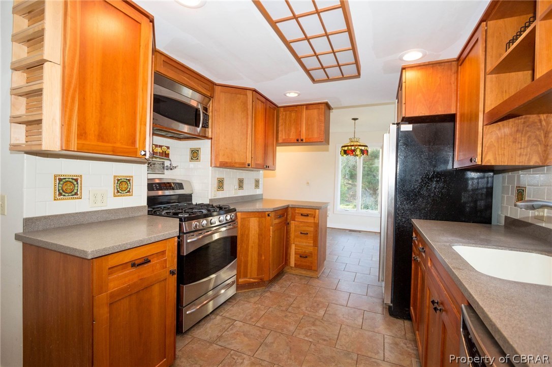 1265 Bluff Point Road Kilmarnock, VA 22482 - Photo 13 of 45
